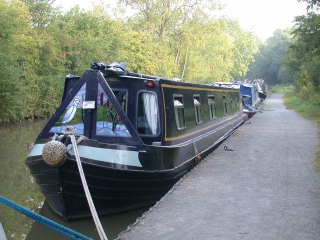 Moored at Wilmcote for the night