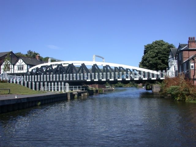 Swing bridge at Northwich