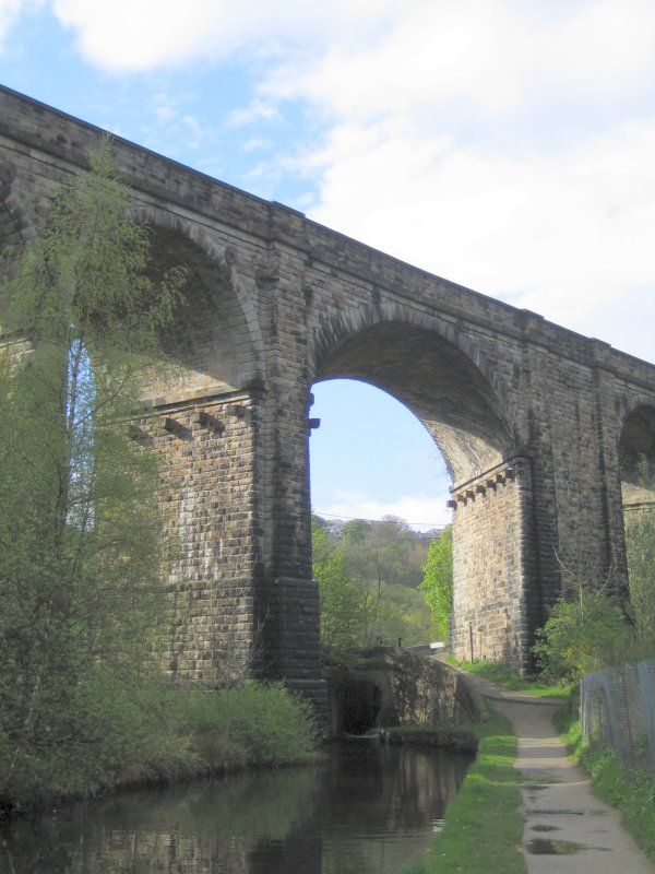 Impressive Saddleworth Viaduct