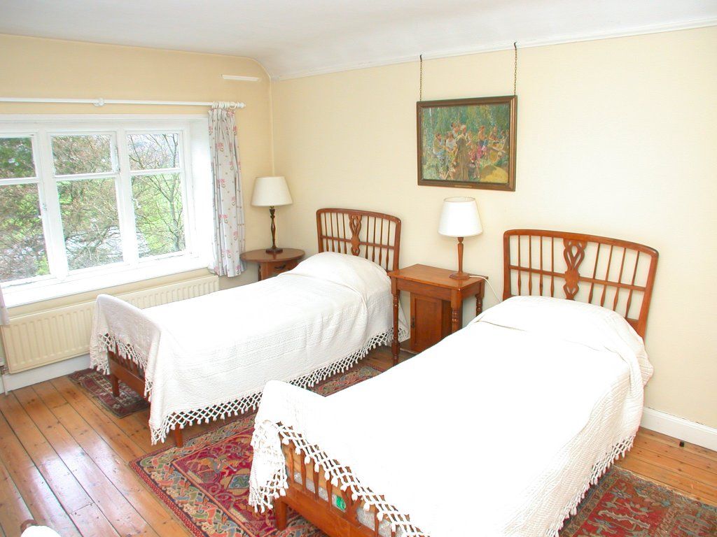 The twin bedroom