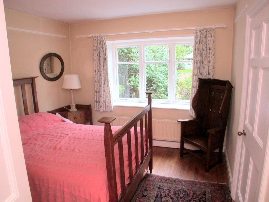 The smaller double bedroom