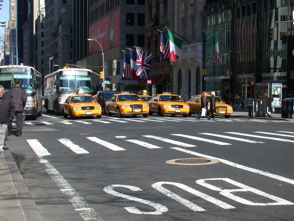 Taxis on 5th Avanue