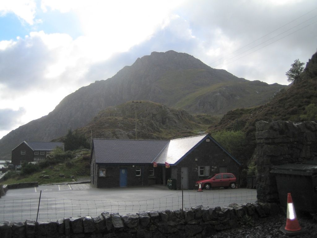 Friday morning, our first mountain - Tryfan