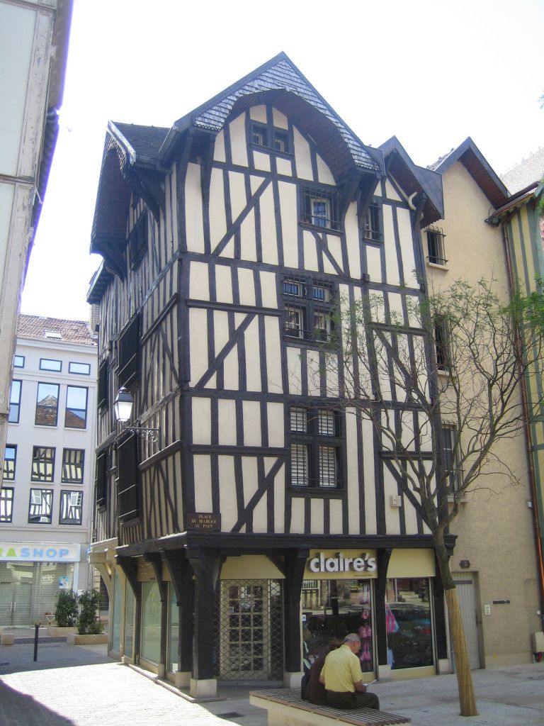 Troyes