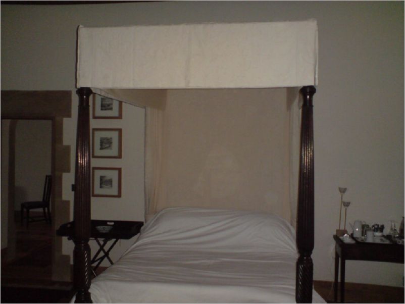 Square Bedroom