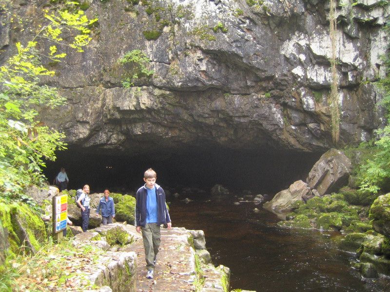 Porth yr Ogof cave